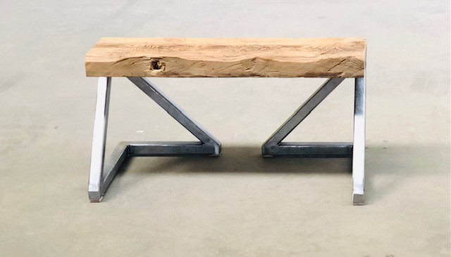 Création des Ateliers 16art, banc en bois et métal Banc en bois et métal créé dans les Ateliers 16art